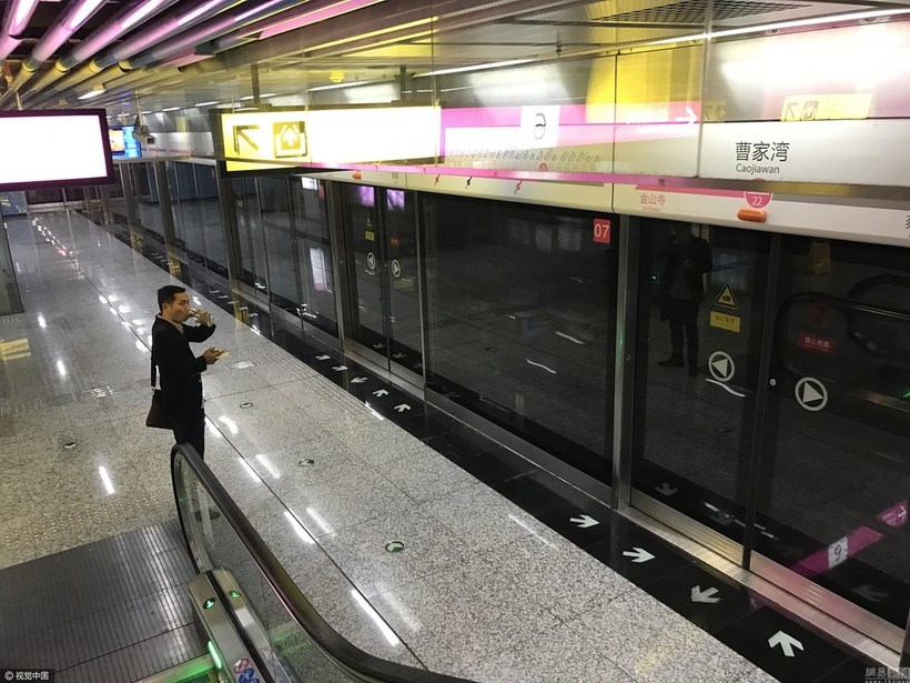 В Китае работает самая одинокая и ненужная станция метро